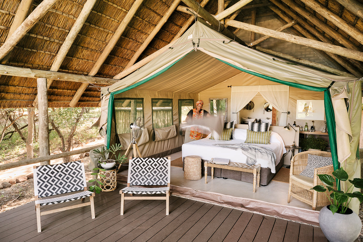 Tanda-Tula-Safari-Camp-Tented-suite